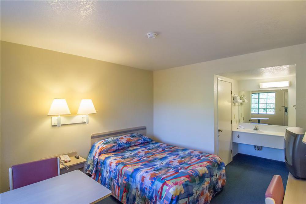 Motel 6-Redding, Ca - South Номер фото